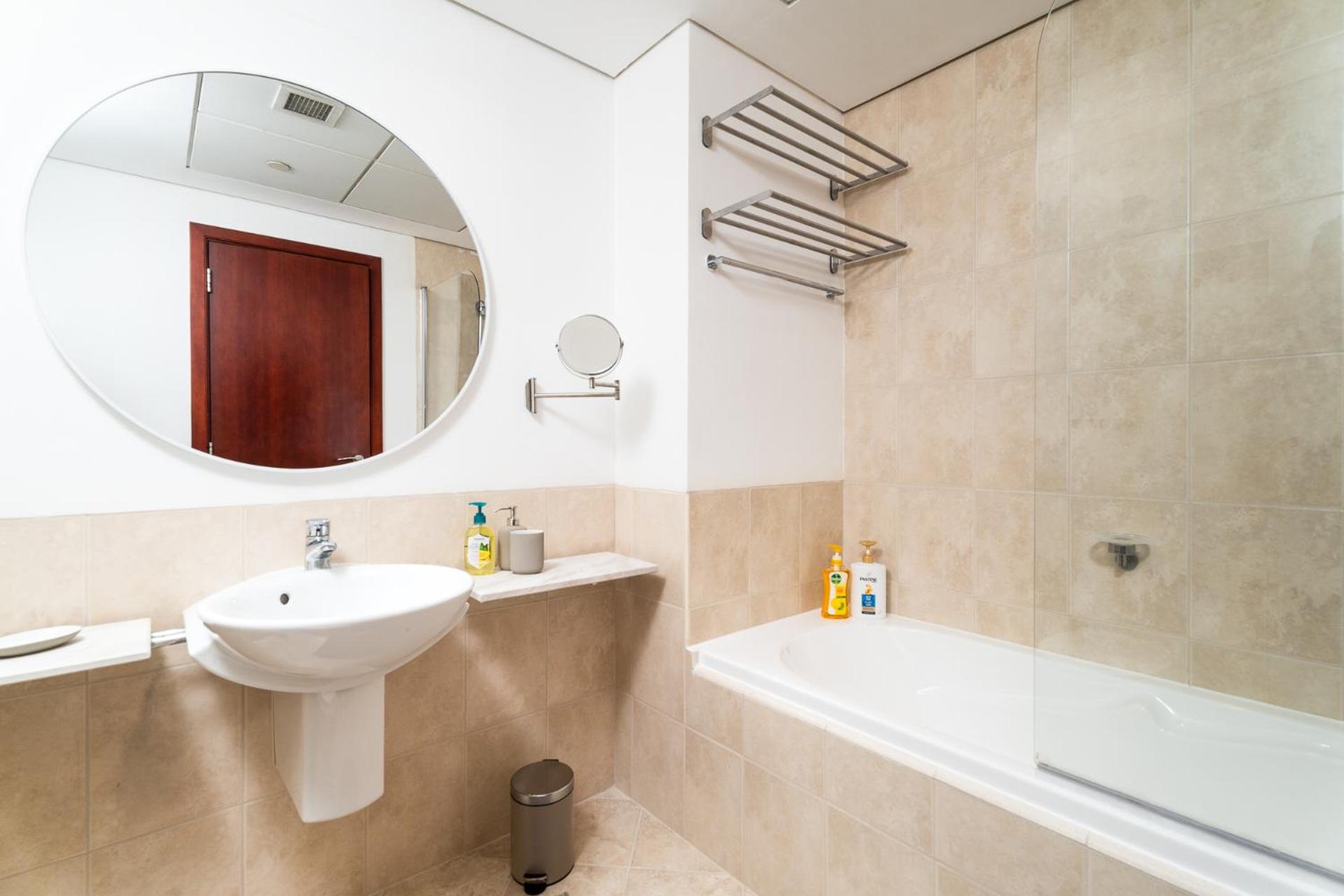 Cozy 3br In The Heart Of Near To Clocktower Apartment